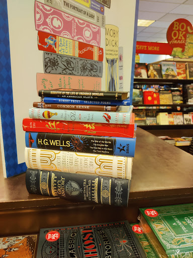 Barnes & Noble image