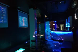 FM Karaoke Bar image