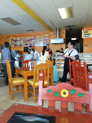 Señor Sol Restaurant - 6215 Upper Valley Rd, El Paso, TX 79932, Estados Unidos