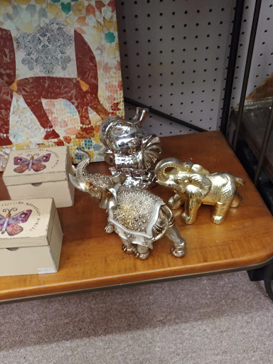 Craft Store «Countryside Craft Mall», reviews and photos, 40700 Van Dyke Ave, Sterling Heights, MI 48313, USA