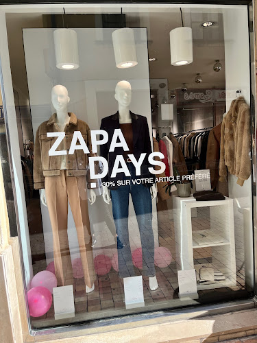 Magasin de vêtements pour femmes ZAPA Nîmes Nîmes