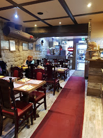 Atmosphère du Restaurant turc Restaurant Ella à Paris - n°18