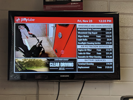 Oil Change Service «Jiffy Lube», reviews and photos, 229 E St, Marysville, CA 95901, USA