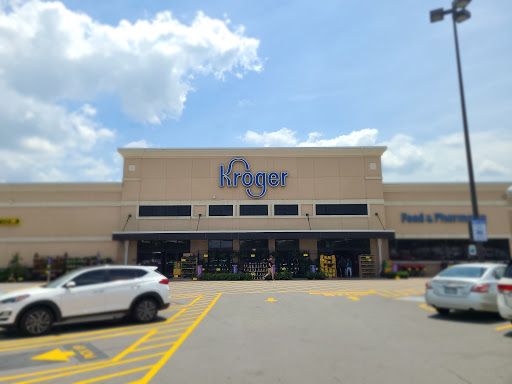 Grocery Store «Kroger», reviews and photos, 101 W Oak St, Conway, AR 72032, USA