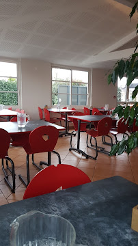 Atmosphère du Restaurant Le P'tit Fait Tout à Sablé-sur-Sarthe - n°10