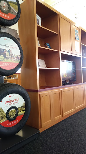 Toyota Dealer «Jimmy Vasser Toyota», reviews and photos, 466 Soscol Ave, Napa, CA 94559, USA