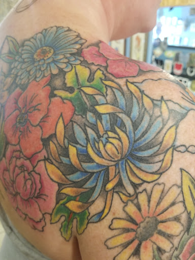 Tattoo Shop «Stay True Tattoo», reviews and photos, 199 W King St, St Augustine, FL 32084, USA