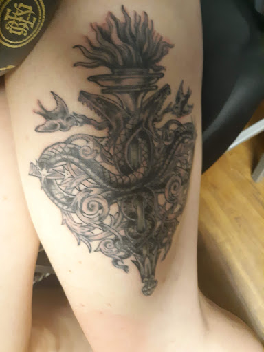 Tattoo Shop «The Electric Crayon», reviews and photos, 1407 W 12th St, Sioux Falls, SD 57104, USA