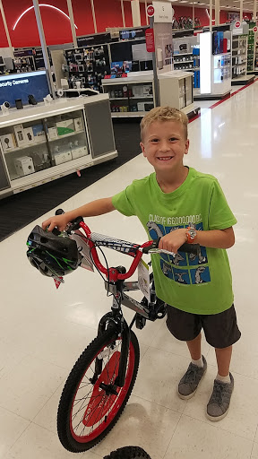 Department Store «Target», reviews and photos, 5405 Mills Civic Pkwy, West Des Moines, IA 50266, USA