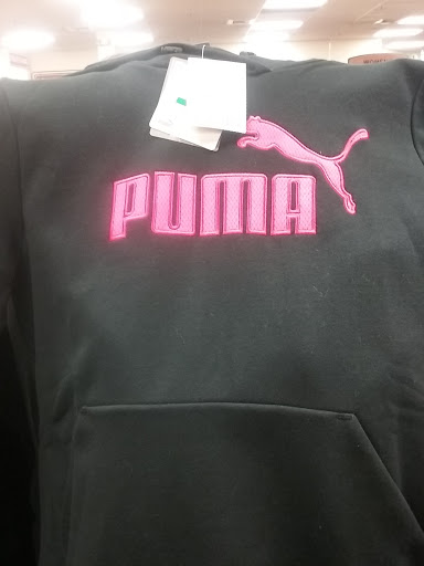 Clothing Store «Burlington Coat Factory», reviews and photos, 233 Broad St, Bridgewater, MA 02324, USA