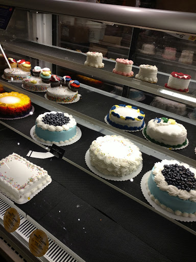 Shopping Mall «Townline Square Shopping Center», reviews and photos, 533 S Broad St, Meriden, CT 06450, USA