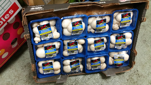 Supermarket «Tienda Fiesta Mart», reviews and photos, 210 E Davis St, Conroe, TX 77301, USA