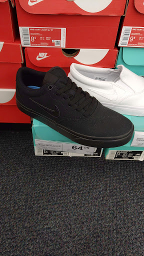 Shoe Store «Rack Room Shoes», reviews and photos, 4677 W Irlo Bronson Memorial Hwy, Kissimmee, FL 34746, USA