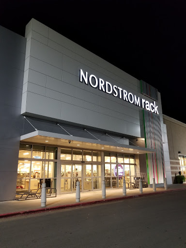 Department Store «Nordstrom Rack Woodland Plaza», reviews and photos, 8722 E 71st St, Tulsa, OK 74133, USA