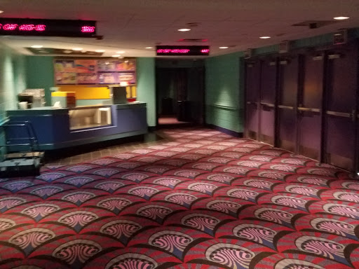 Movie Theater «Cross County Multiplex Cinemas», reviews and photos, 2 South Dr, Yonkers, NY 10704, USA