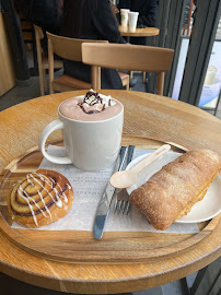Croissant du Café Starbucks à Paris - n°2