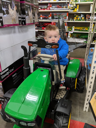 Home Improvement Store «Tractor Supply Co.», reviews and photos, 12891 Quincy St, Holland, MI 49424, USA