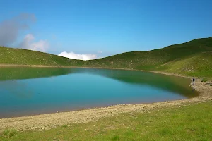 Lake Gkistova image