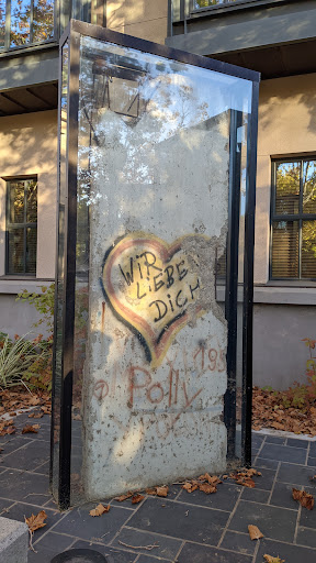 Historical Landmark «Berlin Wall», reviews and photos, 585 Franklin St, Mountain View, CA 94041, USA