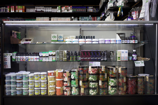 Tobacco Shop «Frolic of Exton», reviews and photos, 325 E Lincoln Hwy, Exton, PA 19341, USA