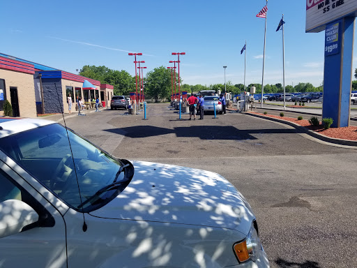 Sparkling Image Car Wash en Indianapolis