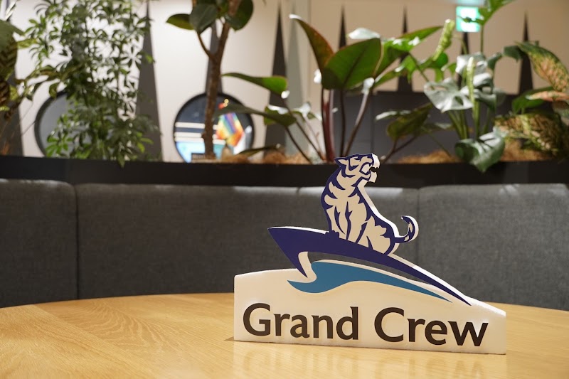 株式会社Grand Crew