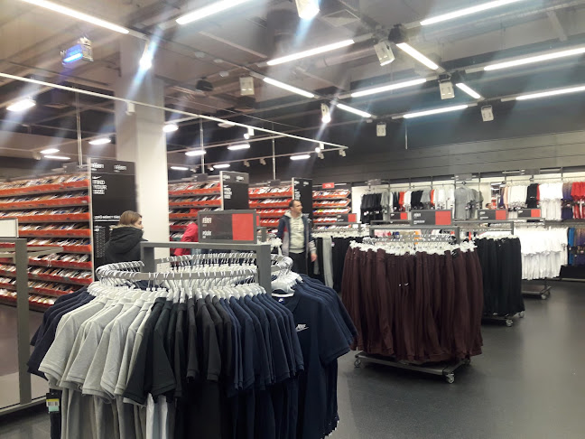 Értékelések erről a helyről: Nike Factory Store, Polgár - Sport bolt