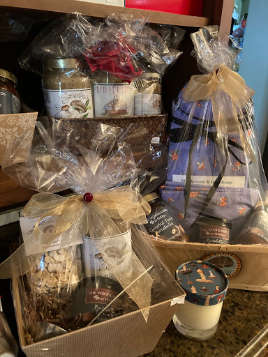 Produce Market «The Woodlands at Phillips», reviews and photos, 1020 Kaolin Rd, Kennett Square, PA 19348, USA