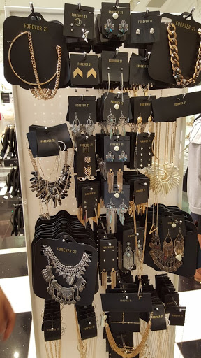 Clothing Store «Forever 21», reviews and photos, 757 Spectrum Center Dr, Irvine, CA 92618, USA