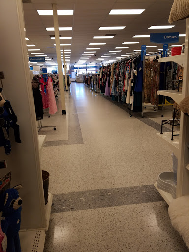 Clothing Store «Ross Dress for Less», reviews and photos, 849 Dawsonville Hwy, Gainesville, GA 30501, USA