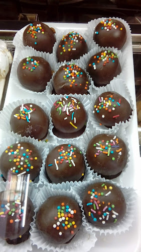 Panadería y Pastelería Mi Jardín - Punta Arenas