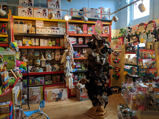 Toy Store «G Willikers Toy Shoppe», reviews and photos, 202 Oak St, Hood River, OR 97031, USA