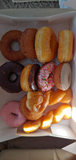 Donut Shop «The Donut House», reviews and photos, 9807 S Parker Rd, Parker, CO 80134, USA