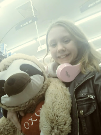 Shopping Mall «Southwest Square Shopping Center», reviews and photos, 2161 Eakin Rd, Columbus, OH 43223, USA