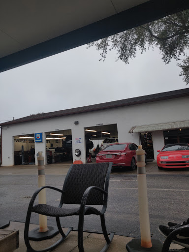 Auto Repair Shop «Coachman Automotive», reviews and photos, 1717 Coachman Plaza Dr, Clearwater, FL 33759, USA