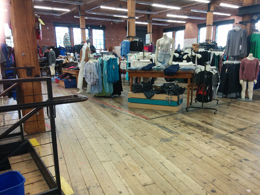 Sporting Goods Store «Sports Basement Bryant St.», reviews and photos, 1590 Bryant St, San Francisco, CA 94103, USA