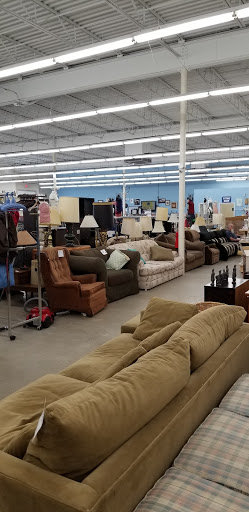 Thrift Store «St. Vincent de Paul Thrift Store», reviews and photos, 28720 Stephenson Hwy, Madison Heights, MI 48071, USA