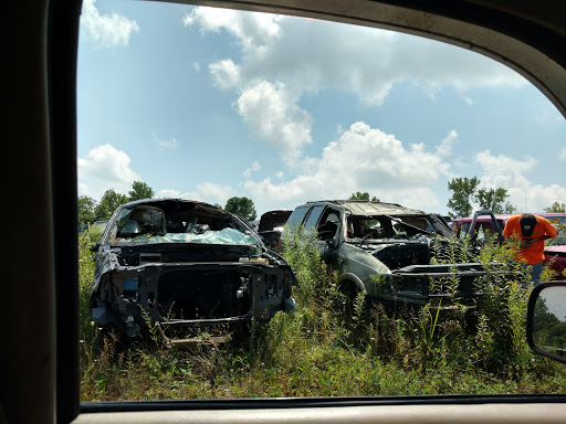 Used Auto Parts Store «Town and Country Auto Parts», reviews and photos, 10080 Cincinnati-Zanesville Rd SW, Amanda, OH 43102, USA