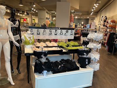 Etam Lingerie et Prêt-à-porter à Grasse