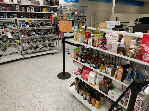 Clothing Store «Ross Dress for Less», reviews and photos, 349 N San Fernando Blvd, Burbank, CA 91502, USA