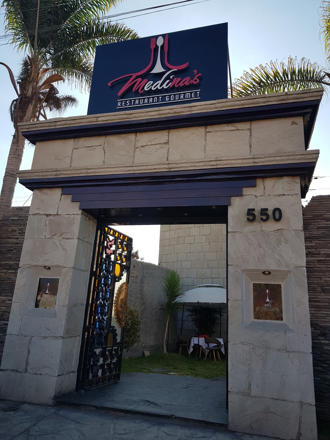 Medinas Restaurante Tacna