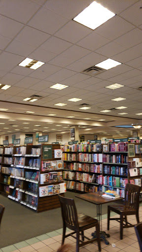Book Store «Barnes & Noble Booksellers Ingram Festival», reviews and photos, 6065 NW Loop 410 #185, San Antonio, TX 78238, USA