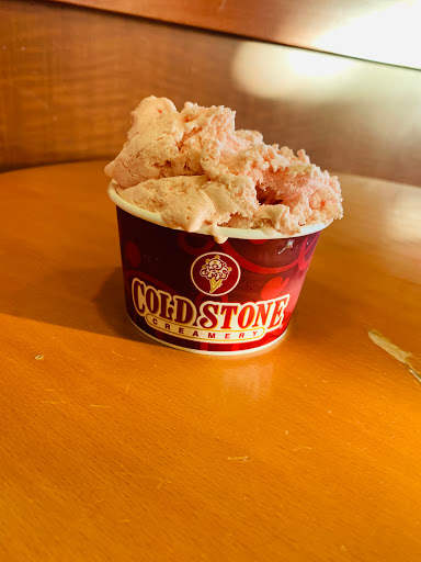 Ice Cream Shop «Cold Stone Creamery», reviews and photos, 2015 S Hurstbourne Pkwy, Louisville, KY 40220, USA