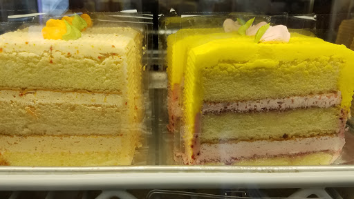 Cake Shop «Celebrity Cake Studio», reviews and photos, 314 E 26th St, Tacoma, WA 98421, USA