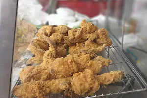 Ayam Goreng Kalasan image