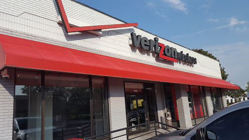 Cell Phone Store «Verizon», reviews and photos, 469 Congaree Rd, Greenville, SC 29607, USA