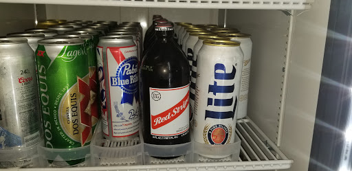 Liquor Store «Majestic Spirits-Wine & Liquor», reviews and photos, 3705 Malco Way, Memphis, TN 38125, USA