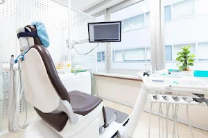 Seo Dental Clinic image