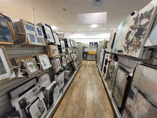 Department Store «HomeGoods», reviews and photos, 950 Renz Ln, Gilroy, CA 95020, USA