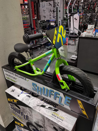 Shopping Mall «Monroeville Mall», reviews and photos, 200 Mall Cir Dr, Monroeville, PA 15146, USA